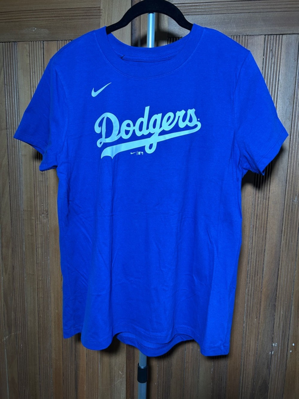 Nike Dodgers Belinger Royal Blue Graphic Tee Women’s Large NEW WITH TAGS
